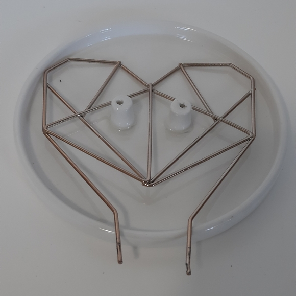Pre-owned IMM copper heart shaped jewelry holder - Picture 5 of 6
